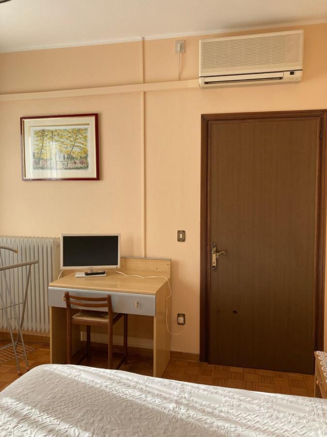 Tencarola B & B Экстерьер фото